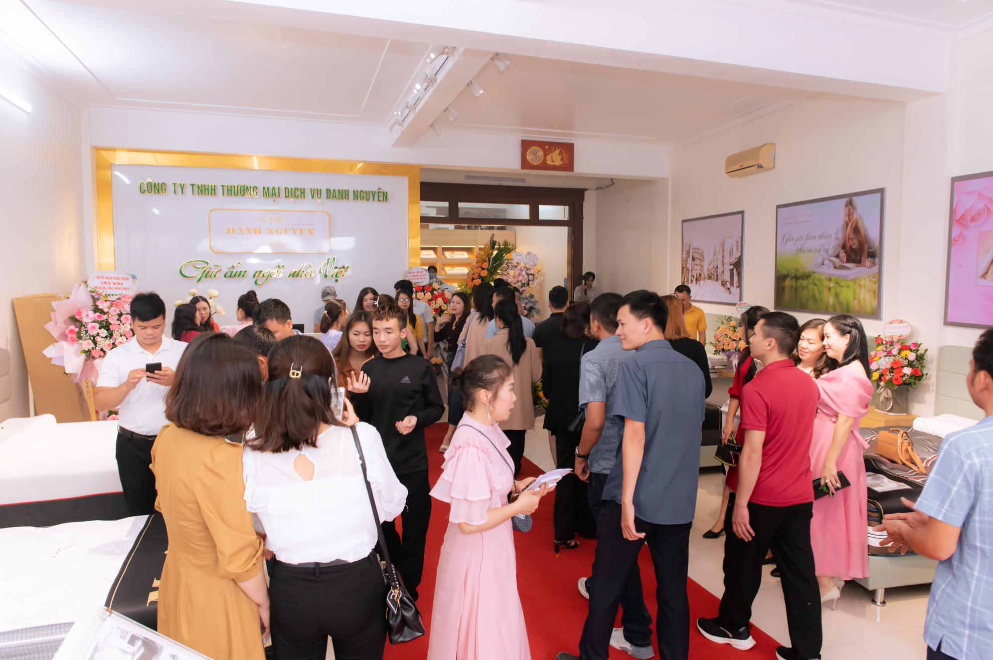 Cập nhật tình hình mua sắm tại Đệm Danh Nguyên